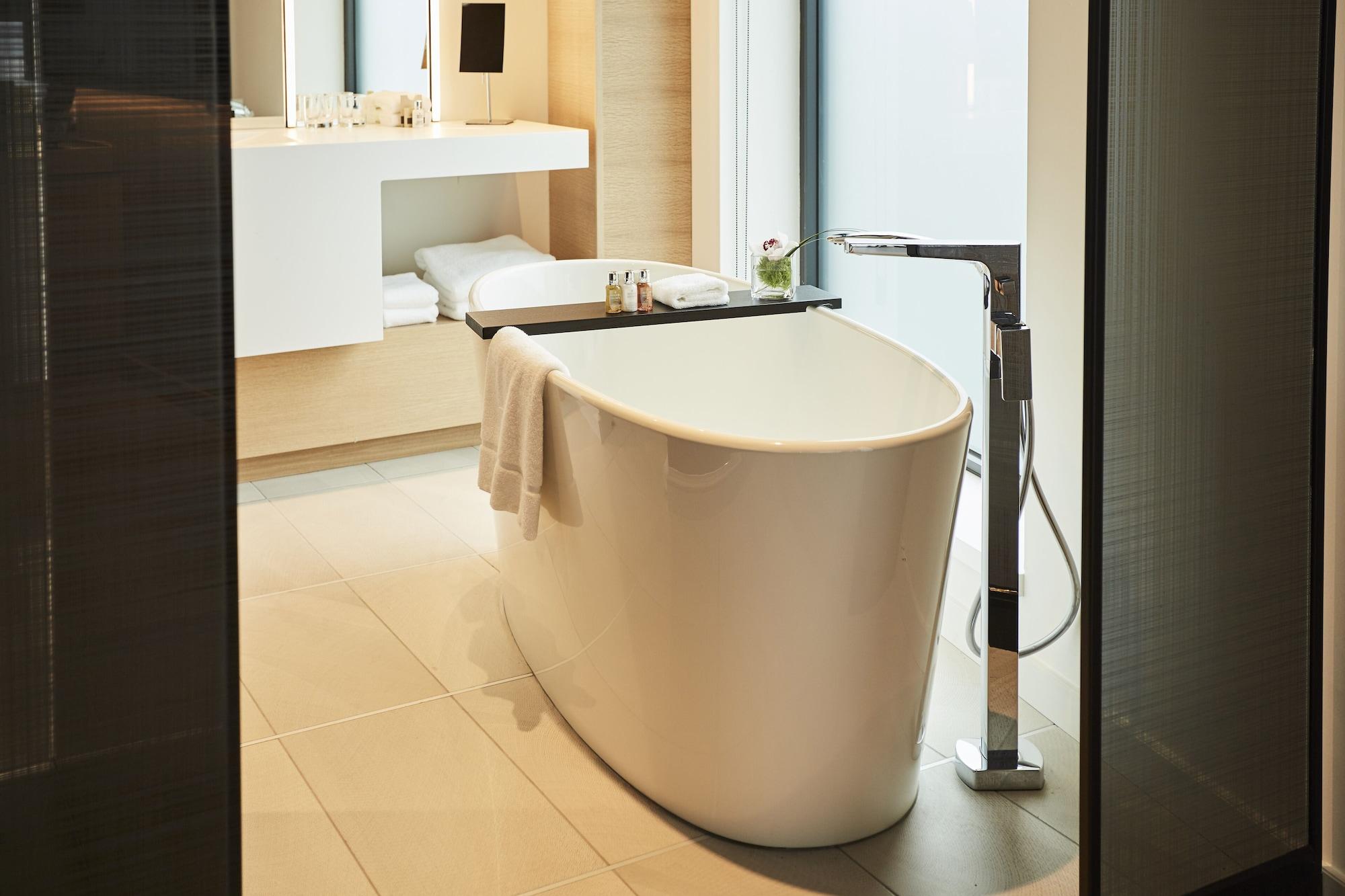 Le Germain Hotel Отава Екстериор снимка